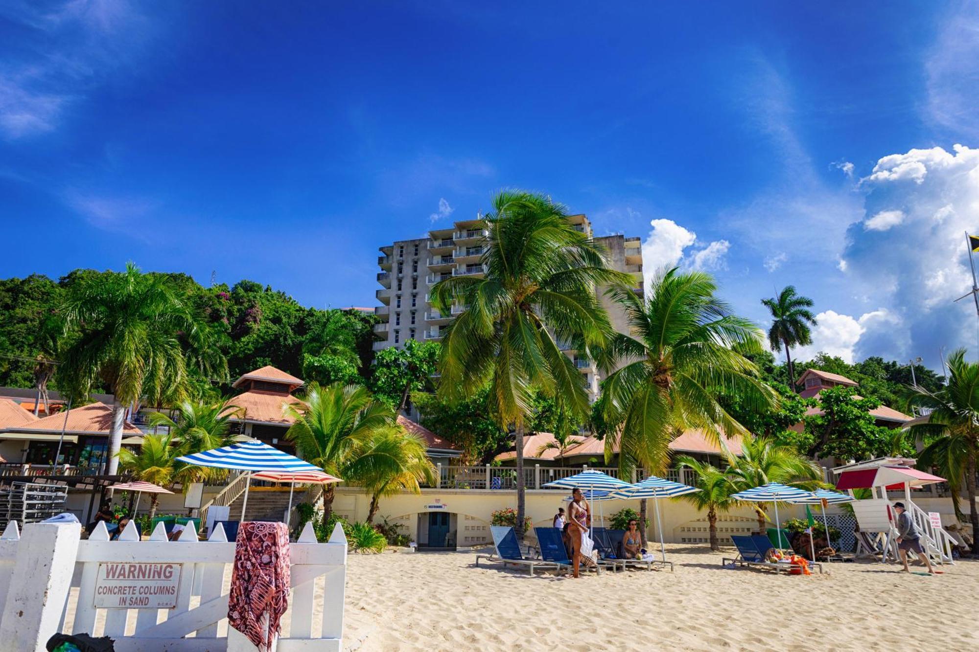Montego Bay Club Apartments Exterior foto